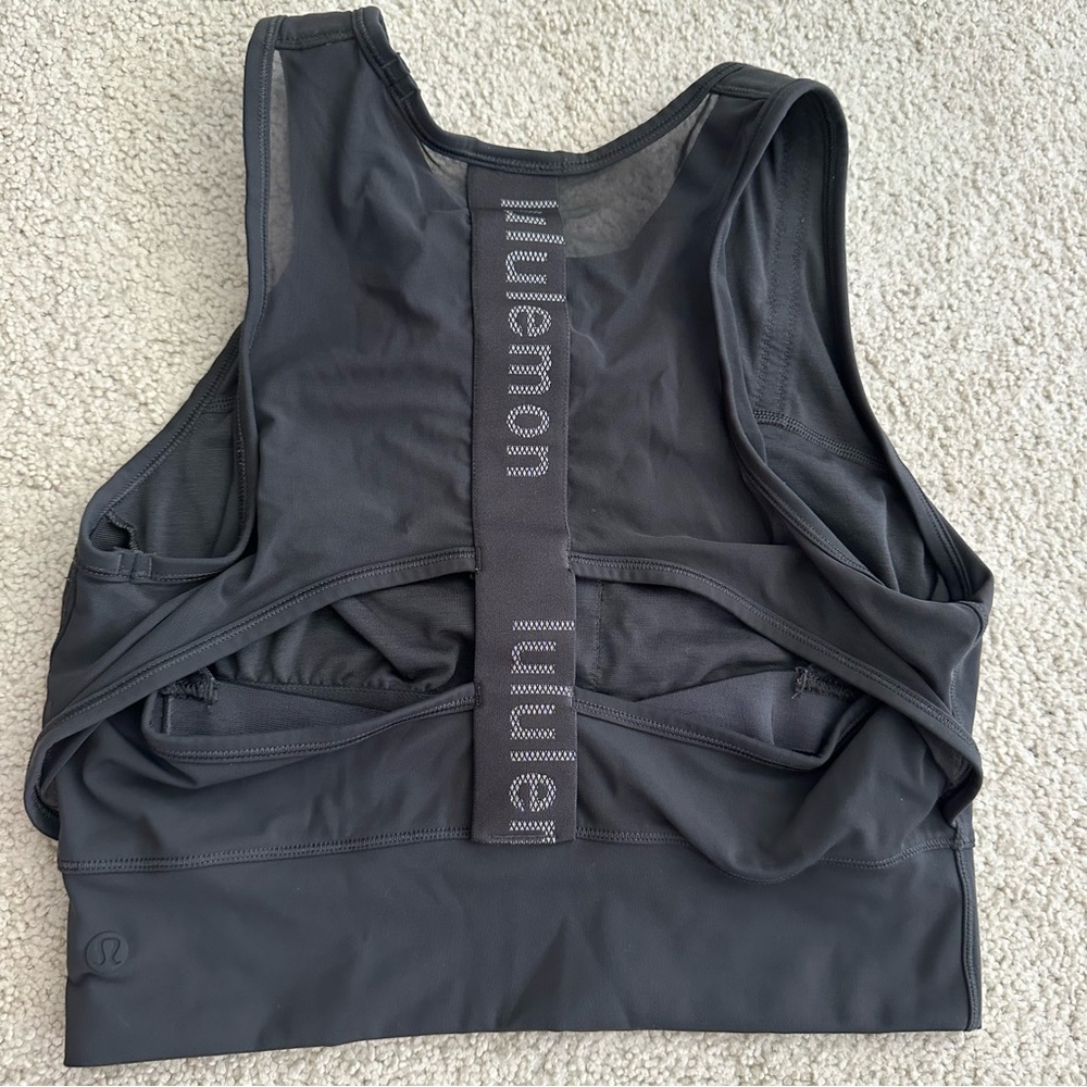 Like new lululemon logo mesh back crop tank